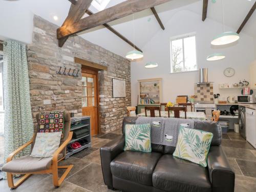 Oxbarton – Photos 4