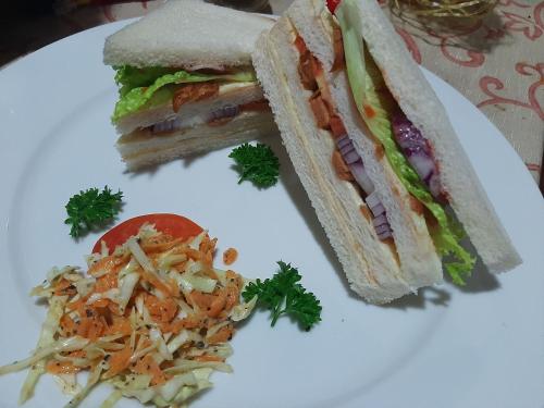 Comida en o cerca de este hostal o pensión