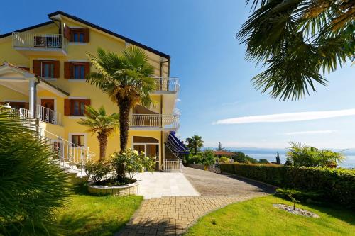 Villa Mona Lisa Lovran - Croatia