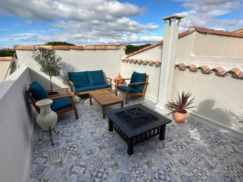 Fotografia z galérie ubytovania Duplex meublé avec terrasse dans résidence avec piscine v destinácii Cap d'Agde