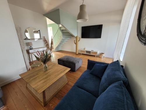 Grand gîte citadin avec SPA, billard, babyfoot