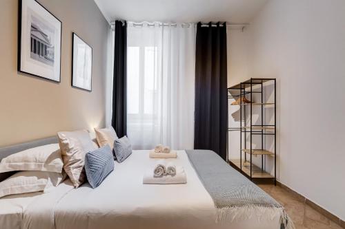 Pantheon Boutique Apartment "La Dolce Vita"