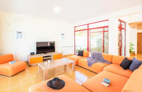 Villa Poseidon - com piscina aquecível e BBQ na Marina