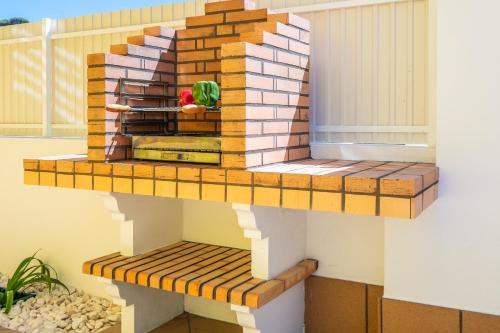 Villa Poseidon - com piscina aquecível e BBQ na Marina