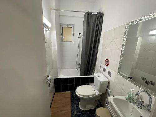 La Vita apartments-near airport & sea