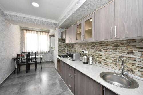 Cuina o zona de cuina de Saryan 40