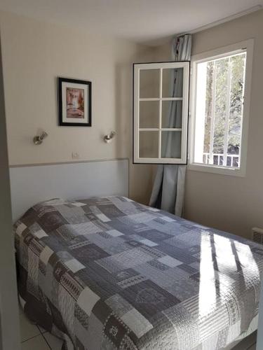 Photo de la galerie de l'établissement Cap Esterel appart 6 pers vue mer classé 3 etoiles, à Saint-Raphaël