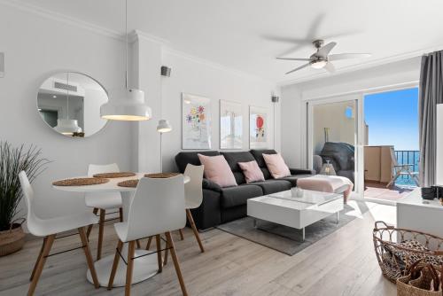 Penthouse near the beach by Costarentals - Ref 193
