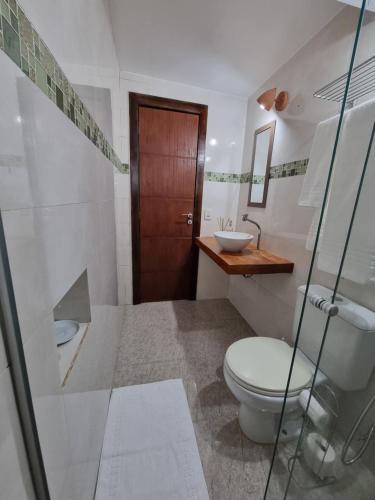 Bilik mandi di Casa Aprazível no Alto de Búzios