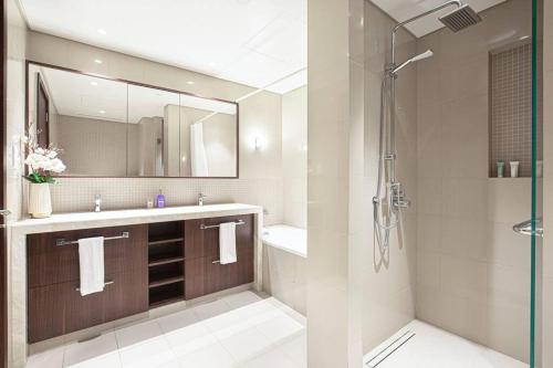 Magnificent Brand New Lux 3BR with Burj/ Fnt View