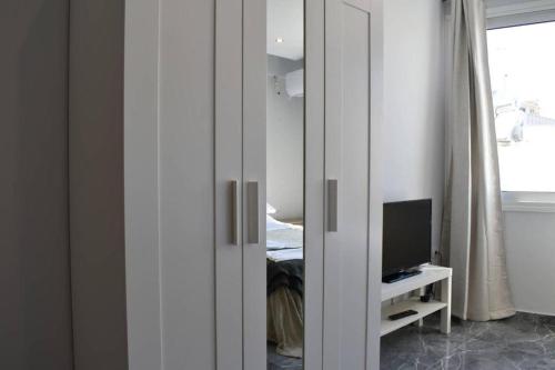 COMFY Flat, Athens city center