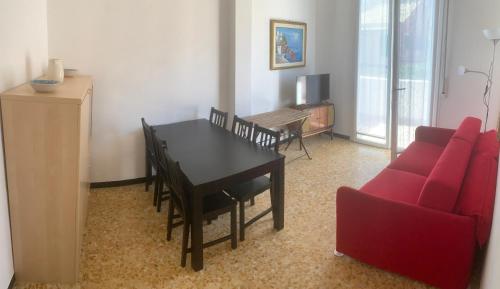 Posezení v ubytování Casa Bianca 5 - confortevole in centro a Moneglia