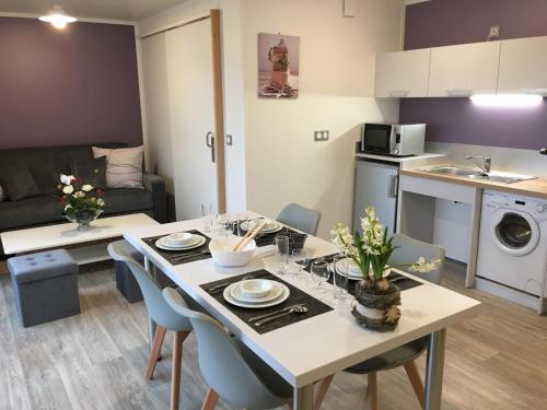 Φωτογραφία από το άλμπουμ του Lilas la vallee des noyers σε Lhommaizé