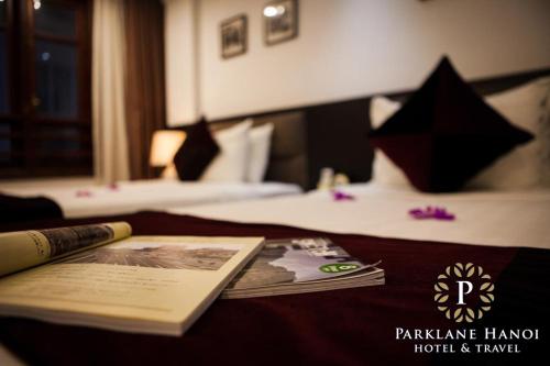 Cama o camas de una habitación en Parklane Central Hanoi Hotel