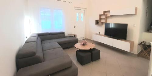 Televisyen dan/atau pusat hiburan di Apartment Split Level