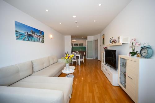 Sea View Porto with secured free parking