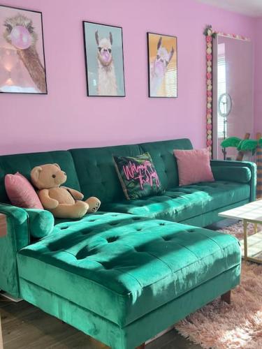 #1 Most Viral Pink House w Ball Pit photo 20