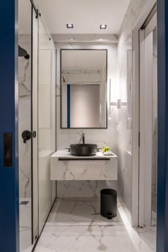 Dion Luxury Suites