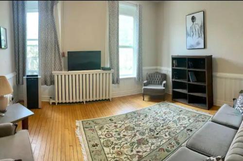 32 Ontario St – Photos 5