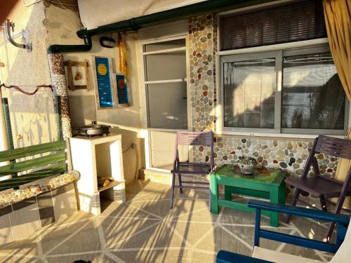 Gambar di galeri bagi Fenia's Beachfront House di Skála Kallirákhis