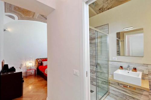 A bathroom at AMM Luxury Rooms