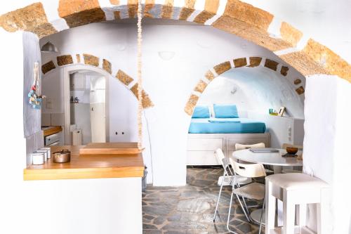 Gallery image of Castro House in Pera Gyalos