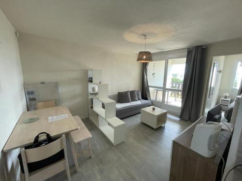 Appartement Vaux-sur-Mer, 2 pièces, 4 personnes - FR-1-550-18