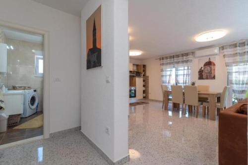 Apartment in Mastrinka with sea view, terrace, air conditioning, WiFi 5159-3