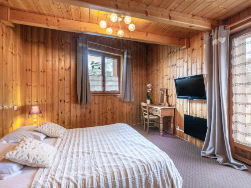 Duplex montagnard rustique avec cheminée, au vieux village de Val-d'Isère, au pied des pistes