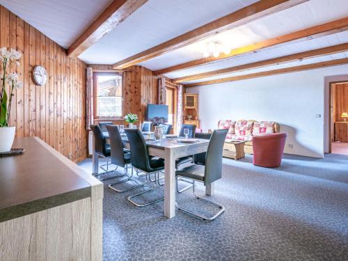 Appartement rustique 3 pièces au pied des pistes avec WIFI à Val-d'Isère