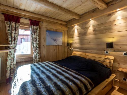 Appartement de Charme avec Cheminée et Grande Mezzanine à Val-d'Isère