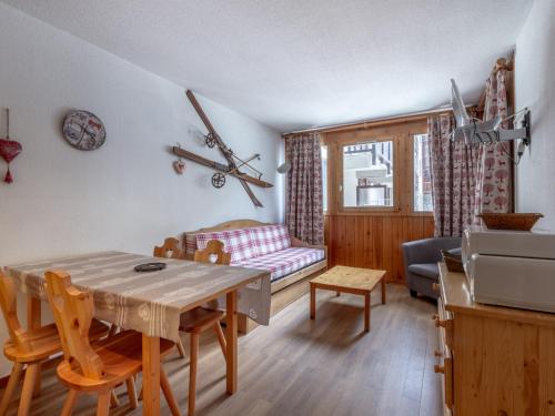 Charmant appartement avec Wifi et parking, au pied des pistes et au cœur de Val-d'Isère - FR-1-694-207