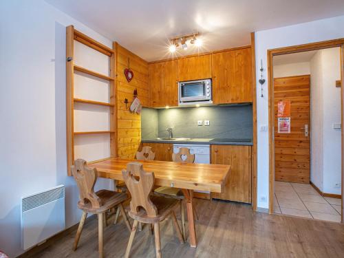 Appartement cosy avec wifi et parking, ski aux pieds