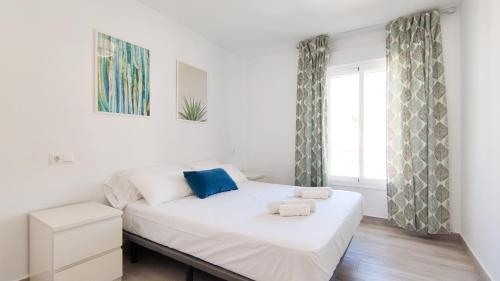Postel nebo postele na pokoji v ubytování Laguna Beach Star - Alojamientos La Torre