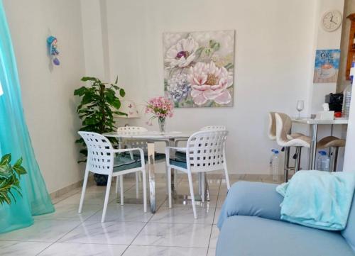 Family apartment close to the sea