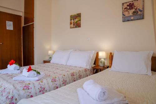 Gambar di galeri bagi Akrogiali Beach Rooms di Amarinthos