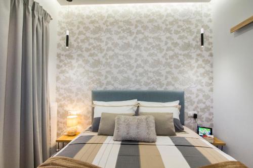 Luxurious apt near Ampelokipoi Metro station