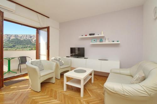 Apartments with parking space Baska, Krk - 18861