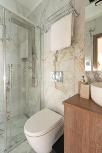 Dema Luxury Suites - Perikleous E6