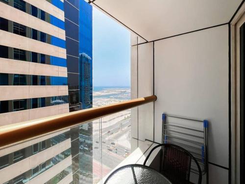 Balkón nebo terasa v ubytování StoneTree - Elite Residence 1 BR - Near Dubai Tram