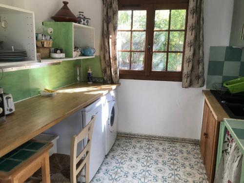 Photo de la galerie de l'établissement Studio mitoyen / 2 personnes, à Hyères