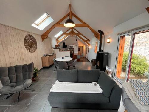 Grande maison avec jardin vu sur la rance