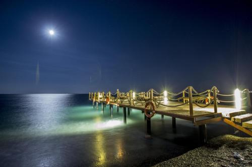 Gambar di galeri bagi Assos Barbarossa Special Class Hotel di Behramkale