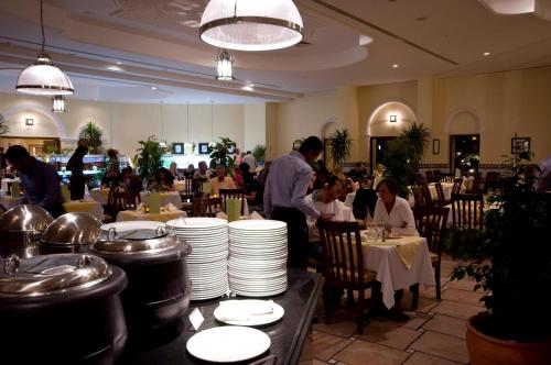 Clientes alojados en Flamenco Beach & Resort Quseir