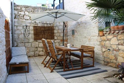 Joseph's yard apartment