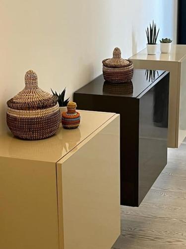 Photo de la galerie de l'établissement Superbe appartement vue imprenable sur la mer proche Monaco, à Roquebrune-Cap-Martin