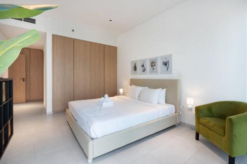 Cama o camas de una habitación en Marquise Square - 2Br Apartment - Allsopp&Allsopp