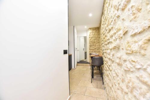 Zdjęcie z galerii obiektu Amazing duplex flat - 3p - Rue du commerce w Paryżu