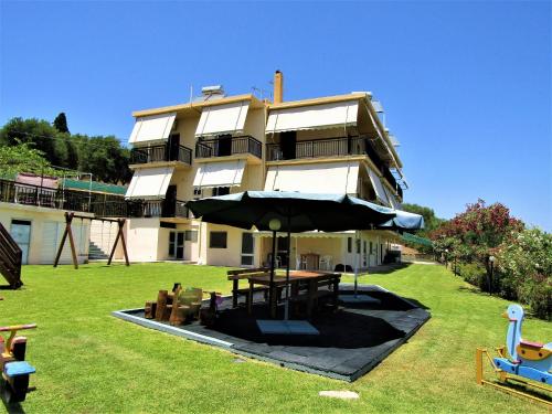 Meltemi Rooms and Apartments