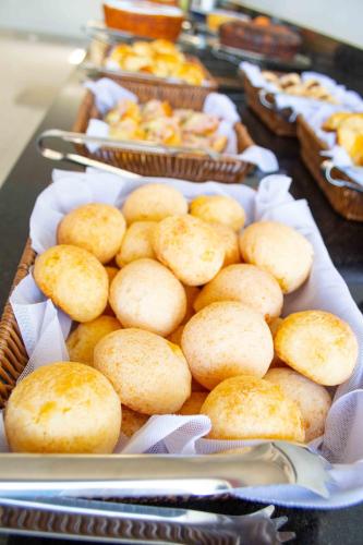 Makanan di atau berdekatan hotel